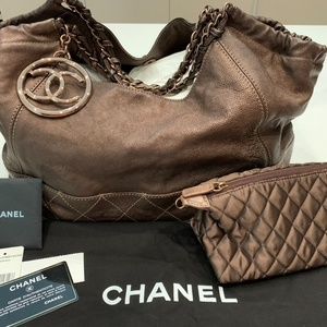 Authentic CHANEL COCO CABAS metallic leather tote